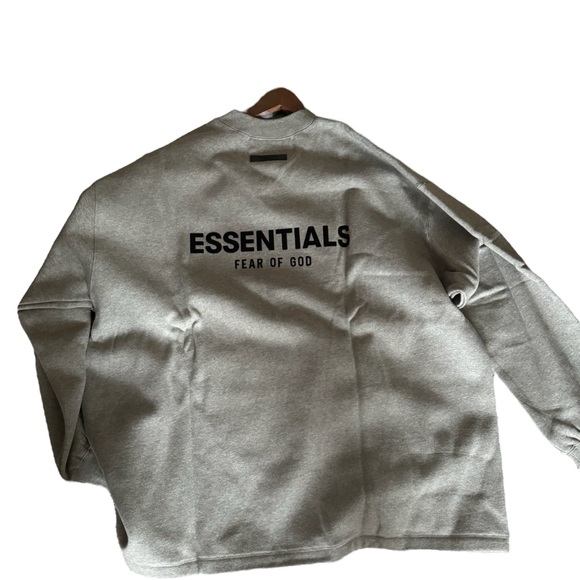 Essential Fear Of God crew neck oversized - xl. Fits huge! 100% authentic - Picture 4 of 5